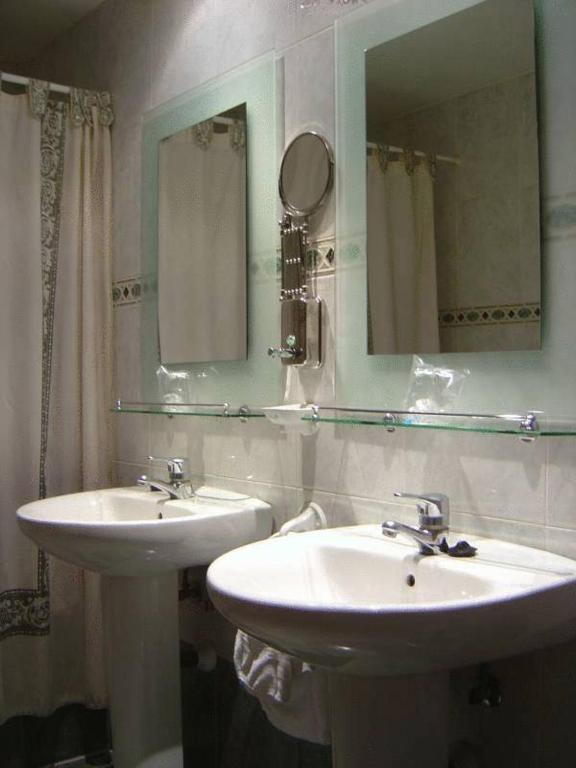 Hotel Praderon 2*